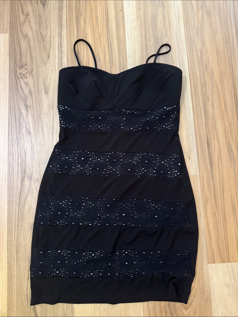 Vintage Y2K Black dress with nude lace accents Size Large